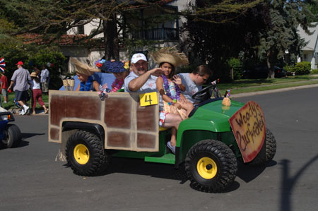 Walnut Grove Parade July '05    22