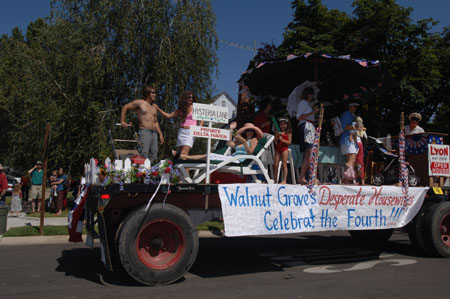 Walnut Grove Parade July '05    45